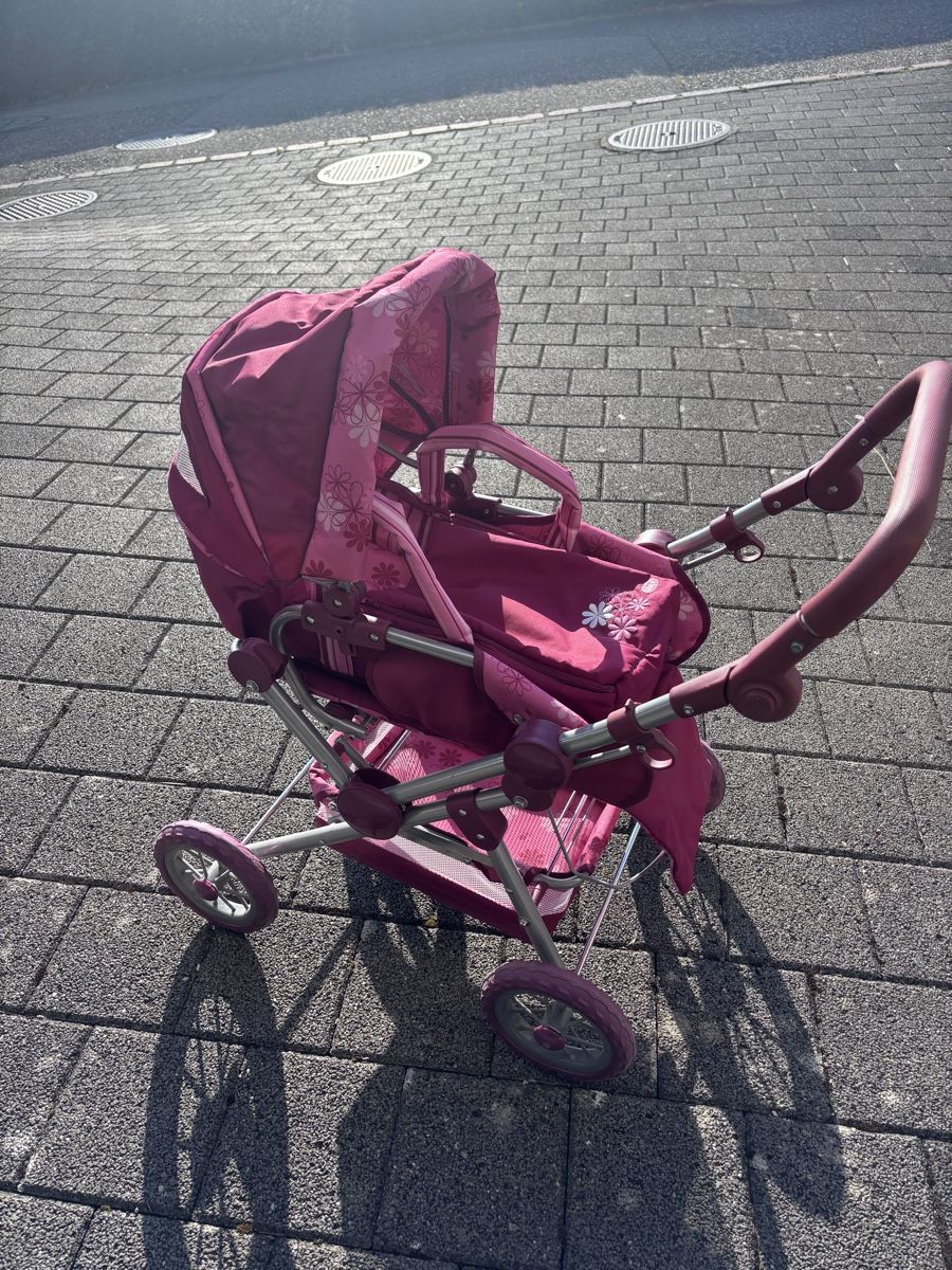 Voitures de poupées: Puppenkinderwagen – D'occasion à Läufelfingen par Mblumenmeer 2
