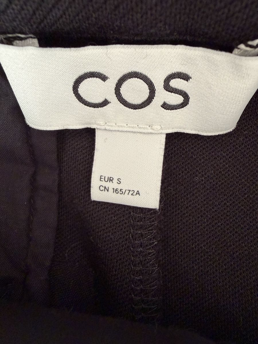 Cos Röcke: COS Rock – Gebraucht aus Dietikon von and_nw92 2