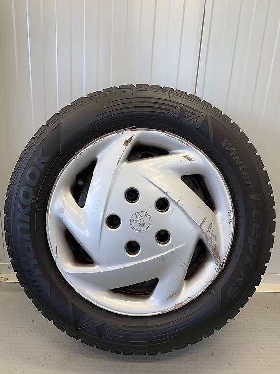 Pneumatici & Ruote complete: Roues d?hiver, Toyota, picnic – Usato da Bossonnens venduto da Yehya