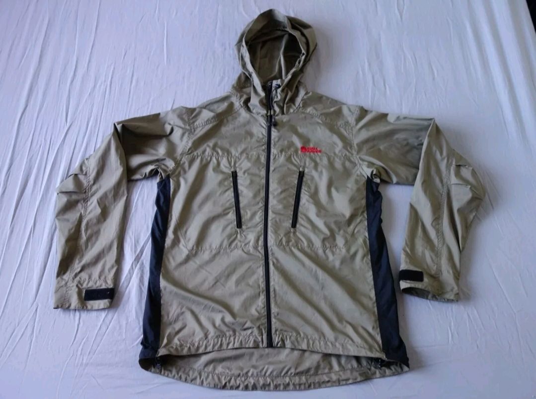 Fjällräven Giacche: Fjällräven - Veste ultra-légère, compactable, Taille S – Usato da Haute-Nendaz venduto da DetoutDerien