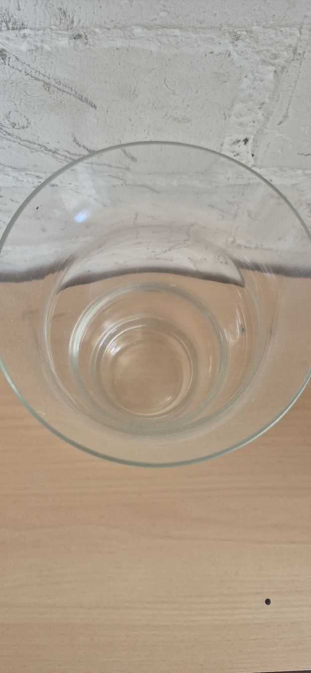 Bicchieri: Glasvase klar Form B ca. 25cm Höhe  – Nuovo (secondo la descrizione) da oensingen venduto da avalon013 1