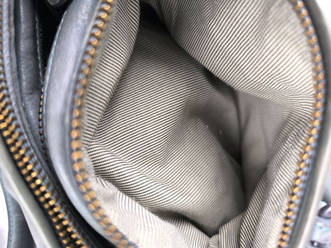 Sacs femmes: Hand-Tasche , Graugrün – D'occasion à Rüti ZH par Restwert_Rueti_ZH 3