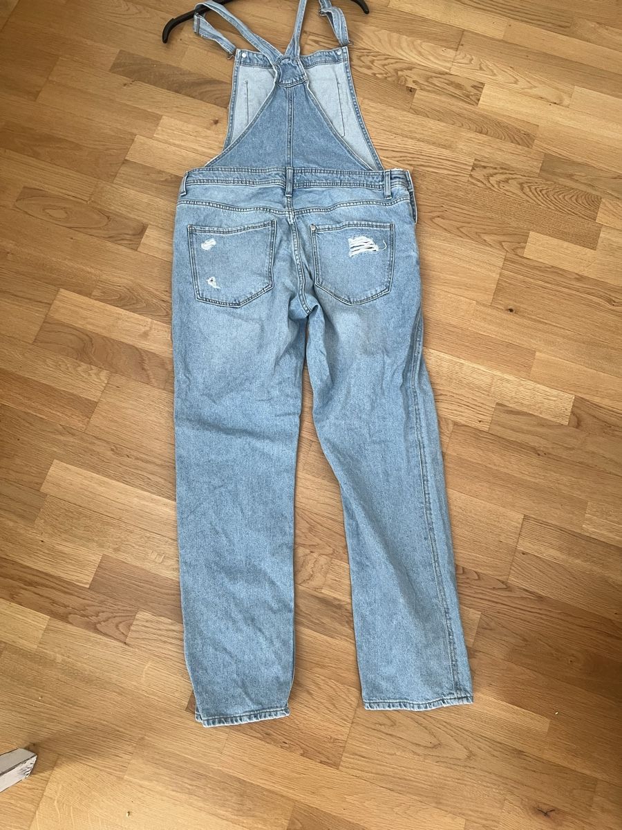 Jeans: Latzhose  Gr. 40 – Usato da Aarberg venduto da Edelschungit 3