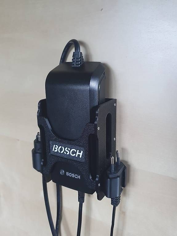 Bosch Supporti a parete: Wandhalter zu Ladegerät von Bosch – Nuovo (secondo la descrizione) da Escholzmatt venduto da Mpowerone 1