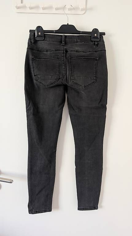 Jeans: Only Skinny Jeans 28/32 – Gebraucht aus Erschwil von andora00 2