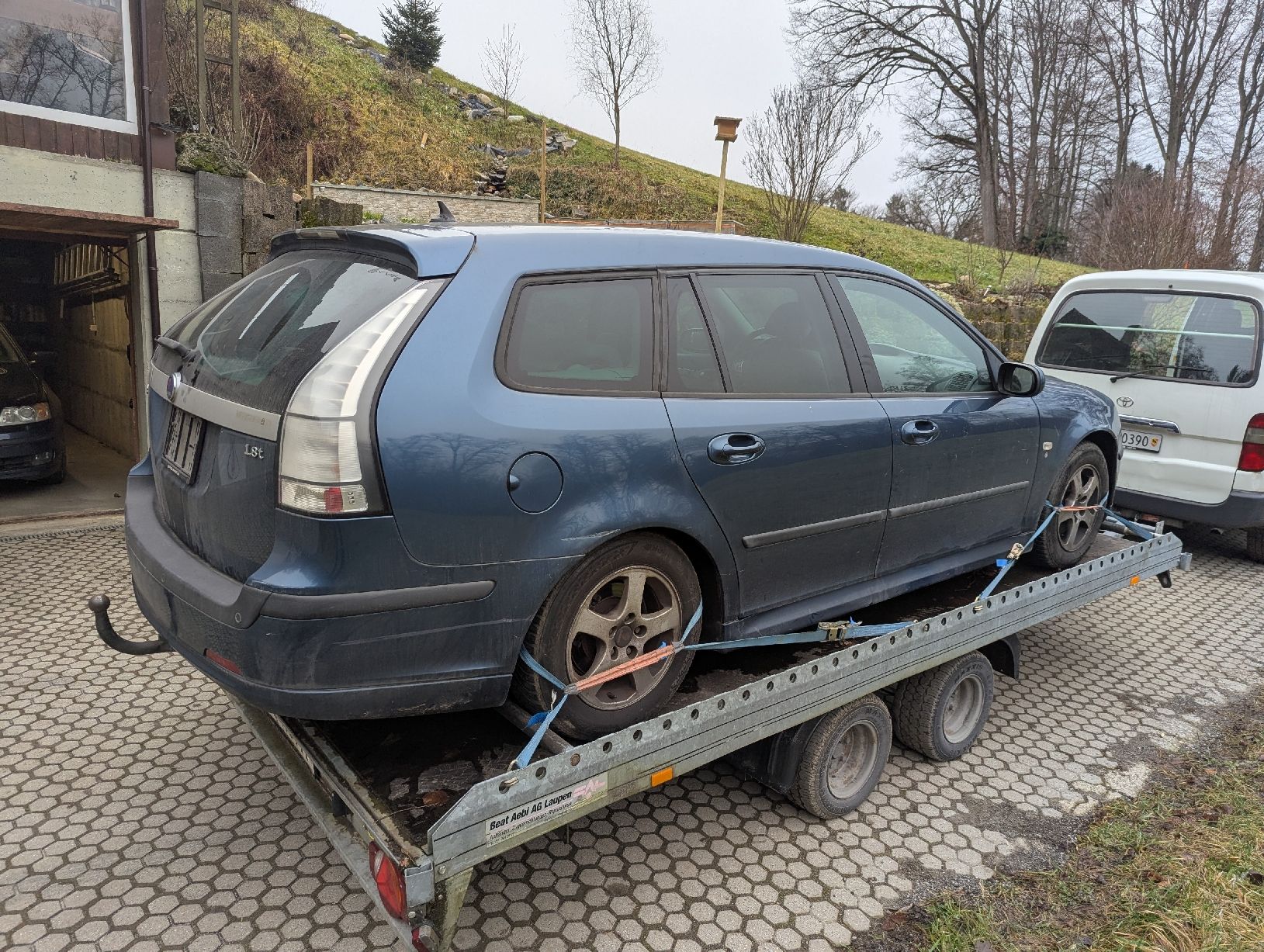 Saab Automobili: Teile Saab 9-3 – Usato da Wünnewil venduto da Susuki125gt 3