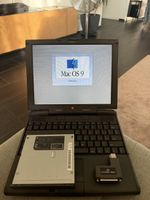 Apple PowerBook 5300cs Vintage Laptop Macintosh mit Zubehör