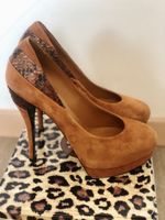 Suede heels, snake details, size 37, like new! Autumn