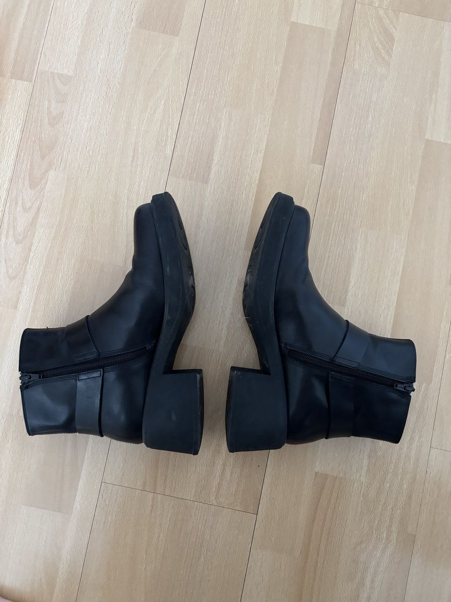 Vagabond Scarpe da donna: Black Leather Vagabond Platform Boots - Size 40 – Usato da Zürich venduto da emb_fp8m 2
