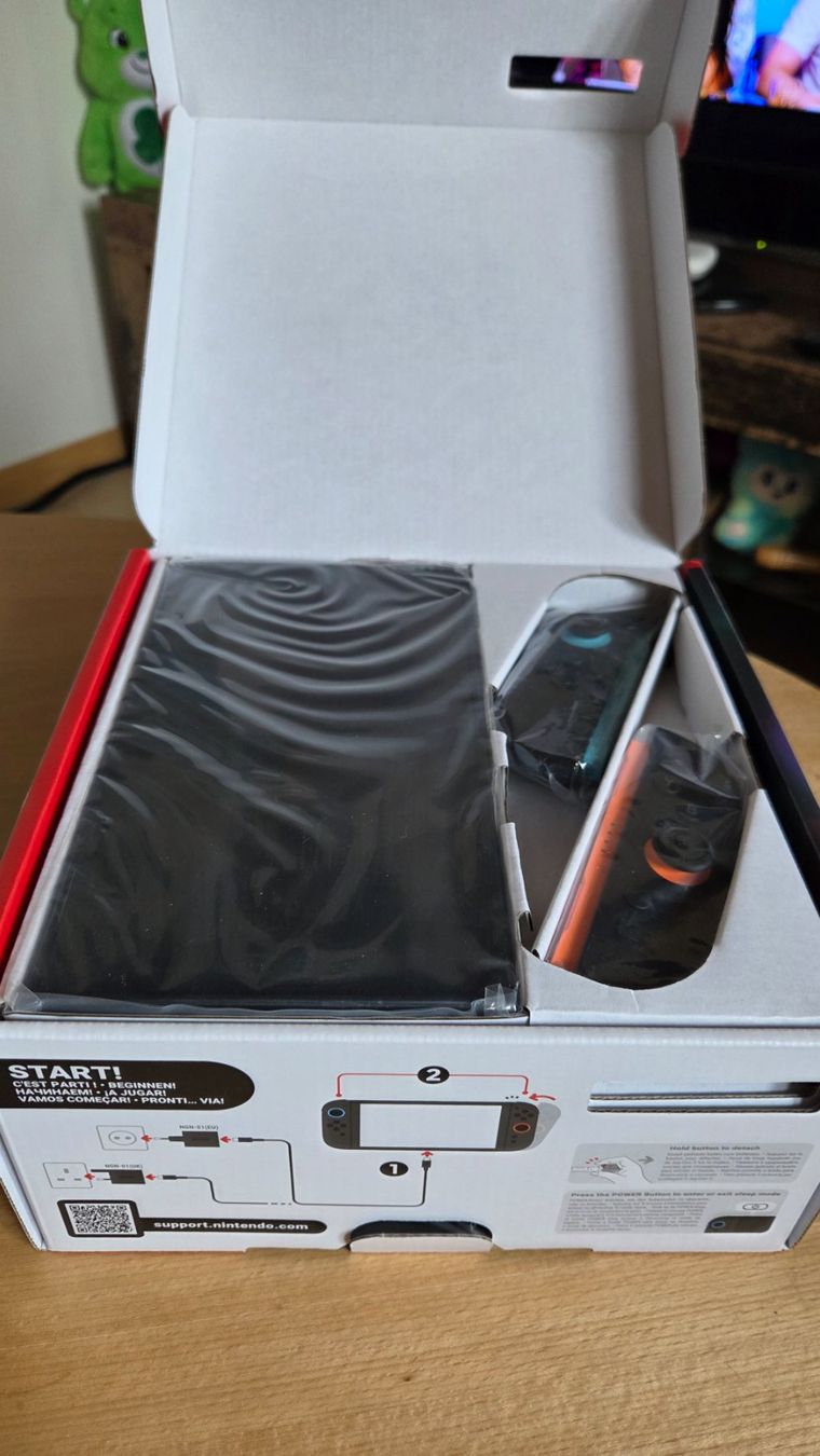Nintendo Konsolen: Nintendo Switch 2 – Neu und originalverpackt aus Schüpfen von SaenaeChlous 2