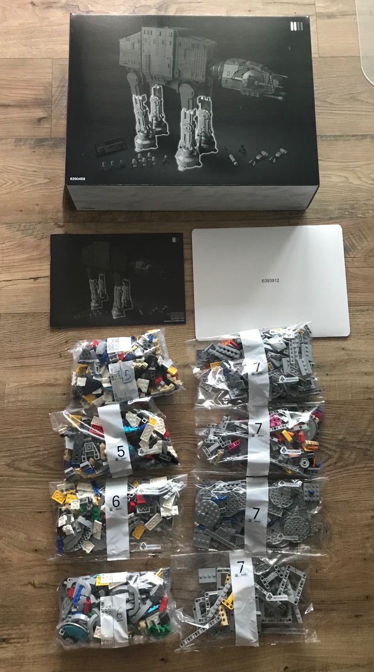 Lego Baukästen: LEGO Star Wars 75313 UCS AT-AT – Gebraucht aus Châtel-St-Denis von  6