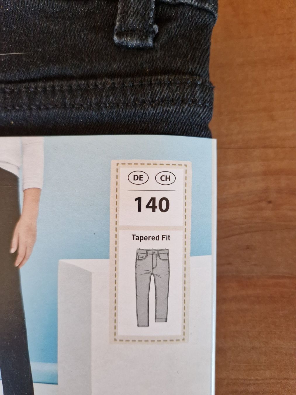 Jeans: NEU Jeans schwarz 140 – Nuovo e nell'imballaggio originale da Giswil venduto da monimaus08 1