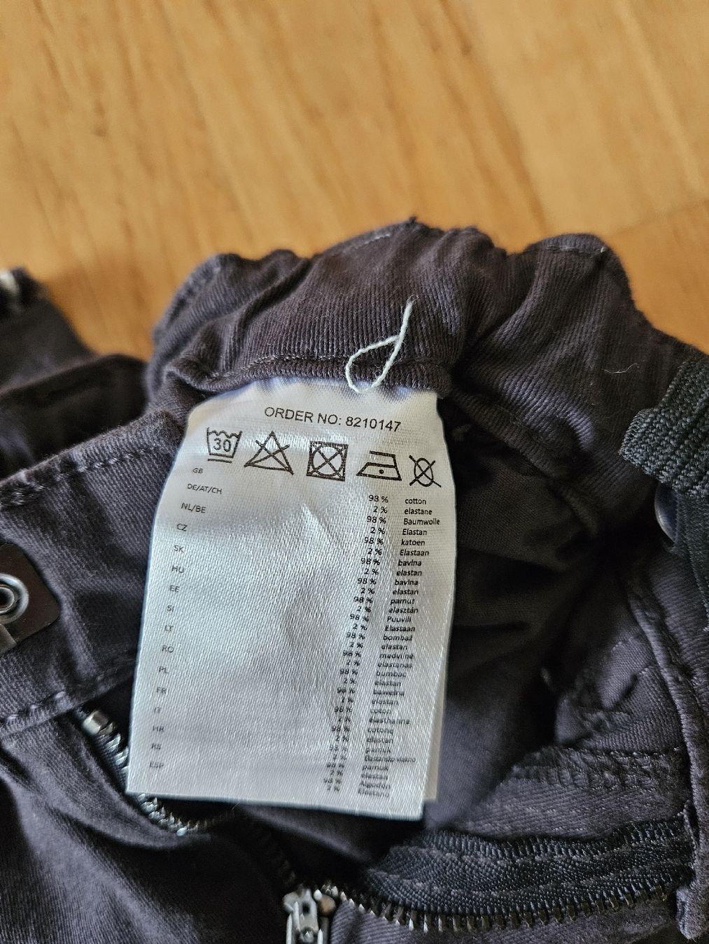 Pantaloni: Hose Grösse 104 – Usato da Rickenbach SO venduto da S.u.n.s.h.i.n.e.83 2