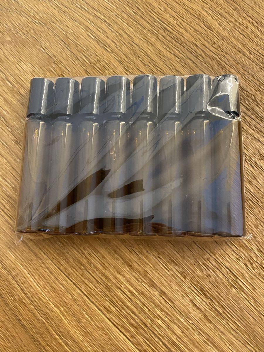 Flaconi: 8 Stück Ätherisches Öl Roll-on Fläschli, Neu & Leer – Nuovo e nell'imballaggio originale da Zürich venduto da joyfulgrace 4