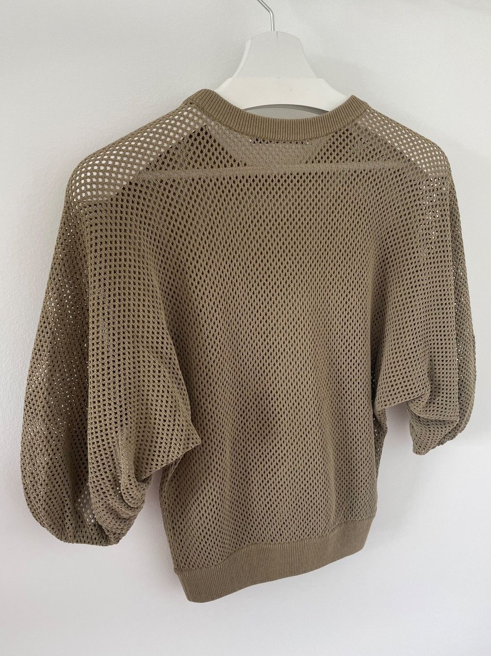Givenchy Pulls & Sweat-shirts: givenchy shirt – D'occasion à Vacallo par kellyyy 1