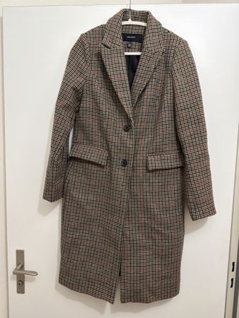 Vero Moda Check Coat, Size M. Perfect Winter Warmer!