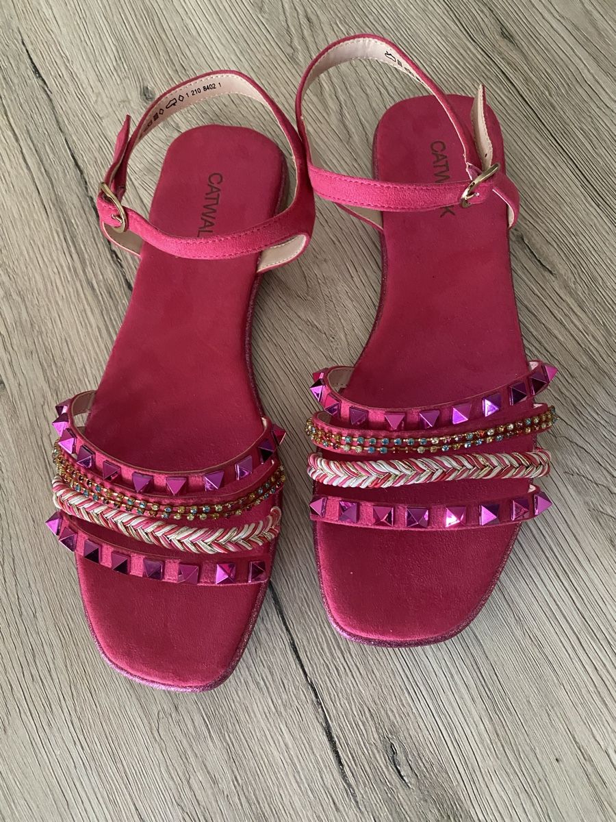 Damenschuhe: Sandalen – Neu und originalverpackt aus Thun von reb_qd7f 3
