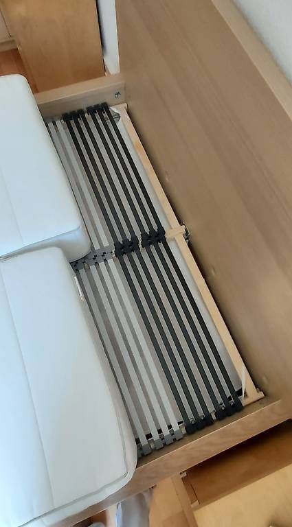 Betten: Lit Malm Ikea avec matelas – Gebraucht aus Territet von ad5_g2g2 2