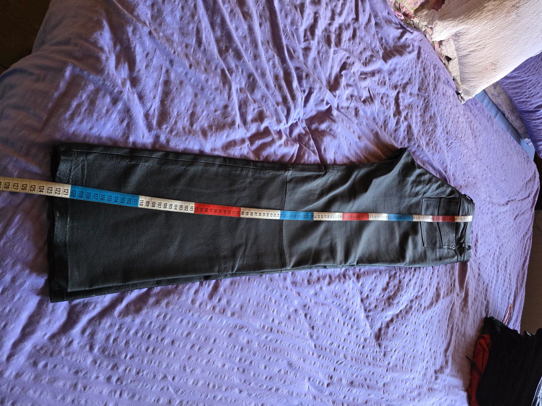 Pantaloni: Lederhose – Usato da Frutigen venduto da Amber19617 3