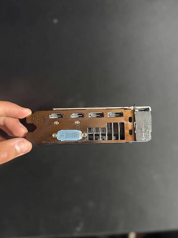 Cartes graphiques: Sapphire Radeon RX 580 8 Go – D'occasion à St-Aubin-Sauges par dow_g6cc 4