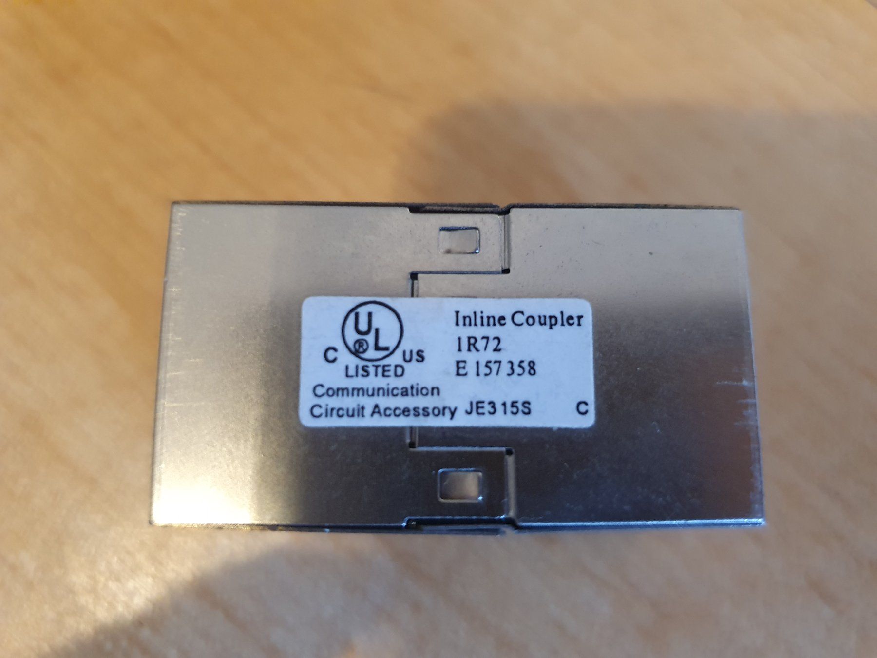 Unità & Adattatore: CAT.5e Inline Coupler – Usato da Bern venduto da Llu 2