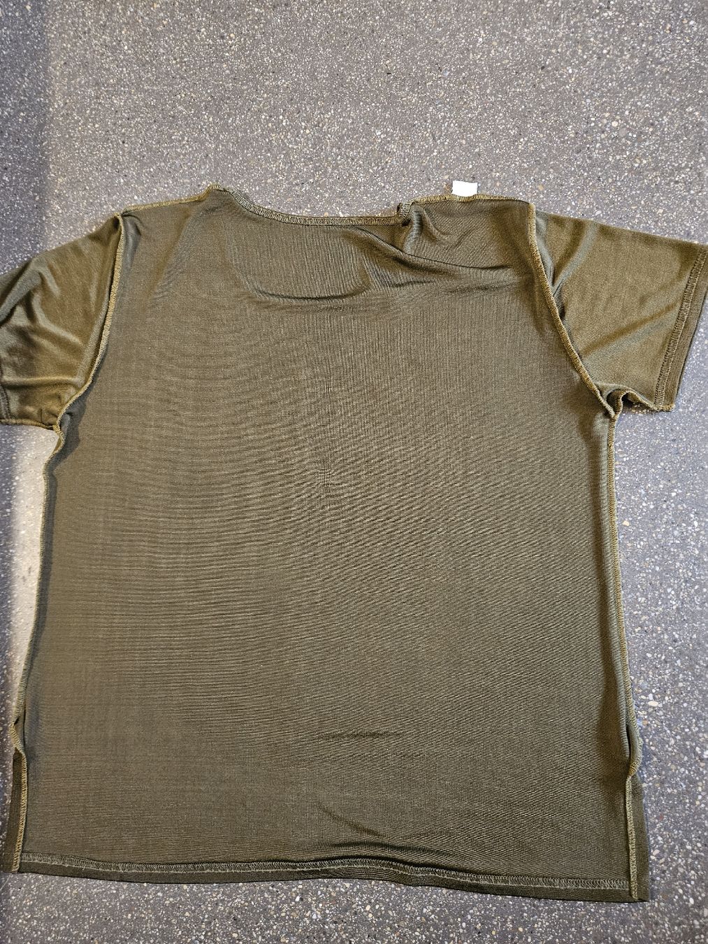 T-Shirts: Damen Shirt glitzernes olive Grösse L  – Neu (gemäss Beschreibung) aus Anwil von tamoos 4