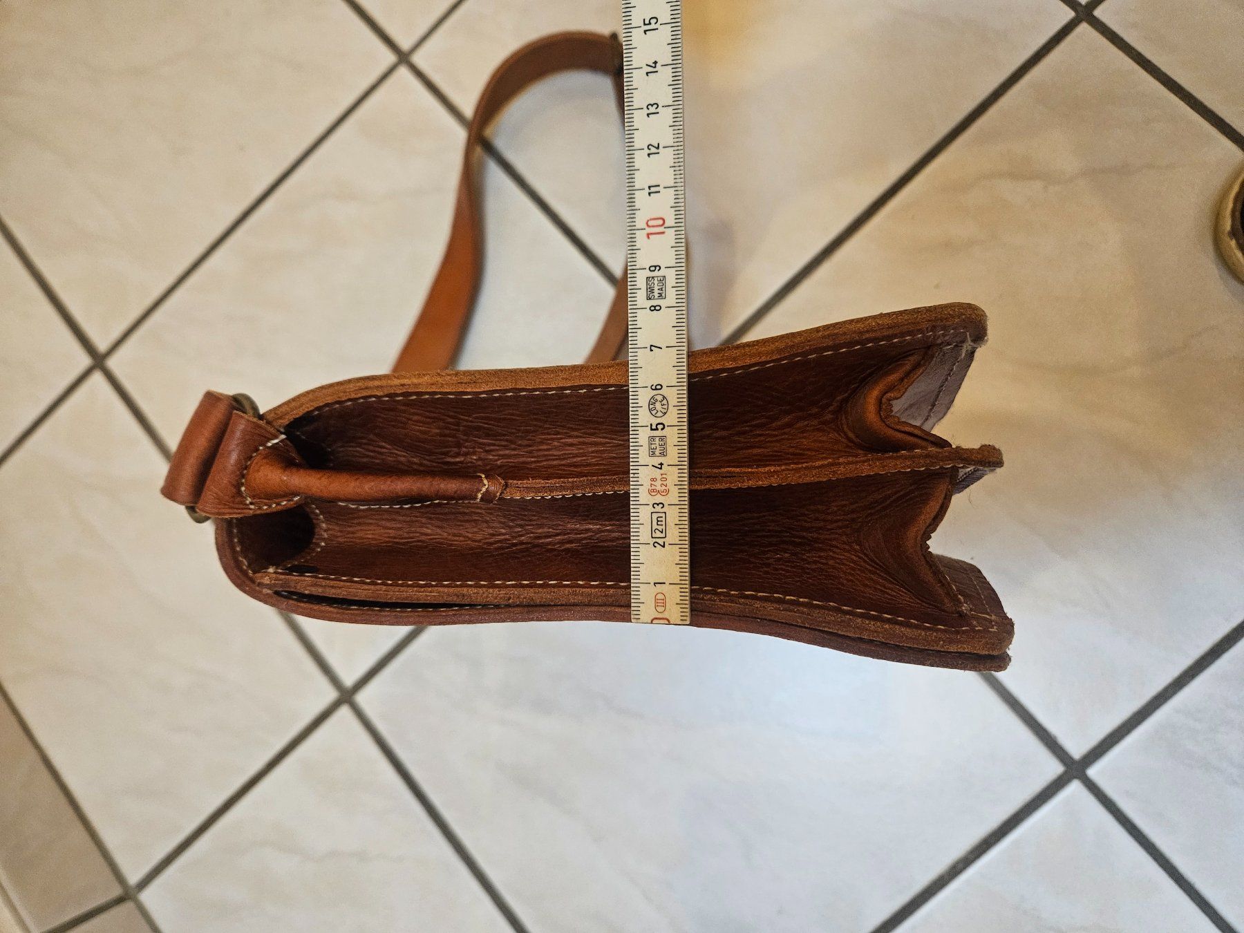 Taschen: Ledertasche / Umhängetasche – Gebraucht aus Münchwilen AG von pel_y9jx 2