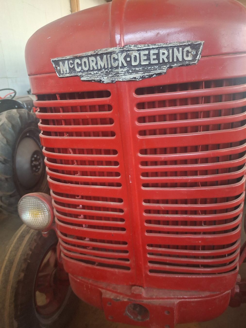 IHC Trattori: MAC CORMICK DEERING B 450 – Usato da La brillaz venduto da Olditrak 7