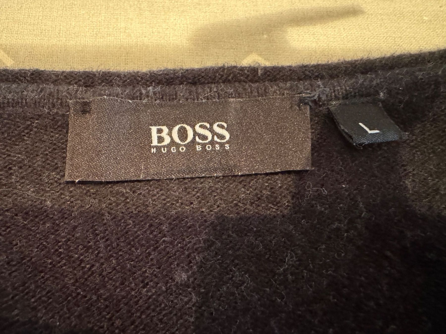 Hugo Boss Pullover & Sweatshirts: HUGO BOSS Pullover aus  Baumwolle mit Logo-Stickerei – Neu (gemäss Beschreibung) aus Zumikon von Camcam5678 1