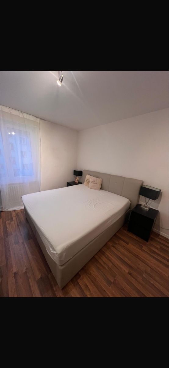 Conforama Letti: Box spring bed with headboard grey double bed – Usato da Bonstetten venduto da mar_vs88