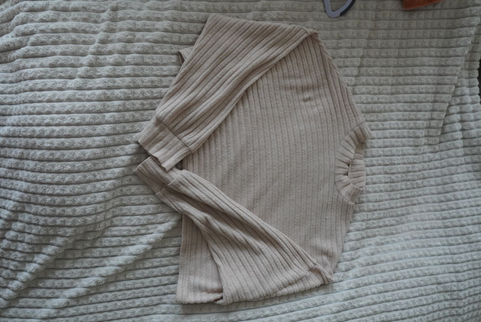 Lotti di vestiti: Ensemble robe + pull beige côtelé Taille S – Usato da Onex venduto da Magou_31 5