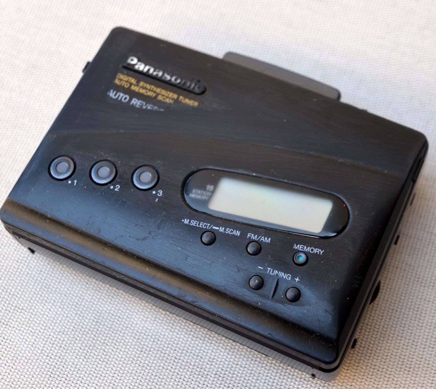 Panasonic Tragbarer Mediaplayer: Panasonic RQ-V180  Walkman – Gebraucht aus Collonges von arashee