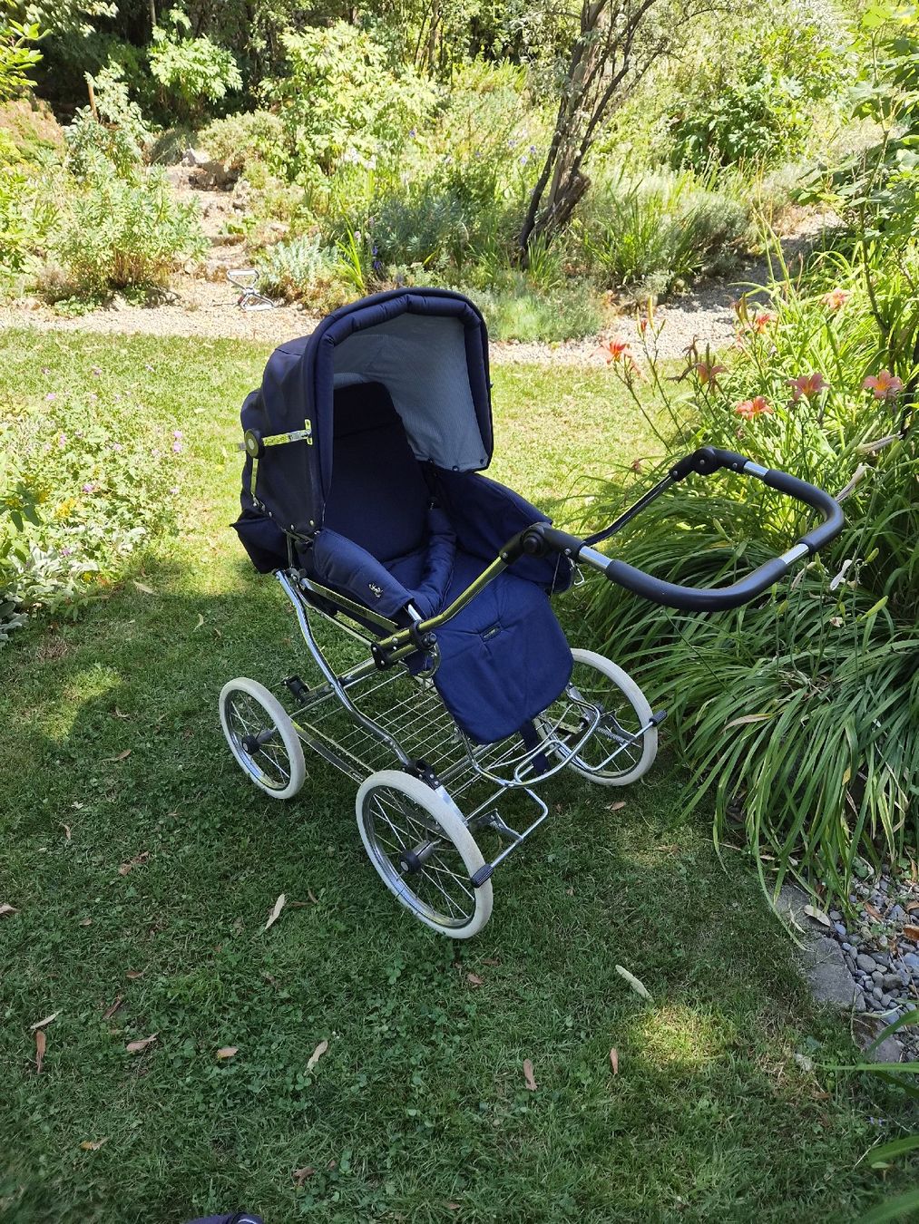 Carrozzine: Hesba Kinderwagen in super Zustand – Usato da Meilen venduto da Evelyn29 7
