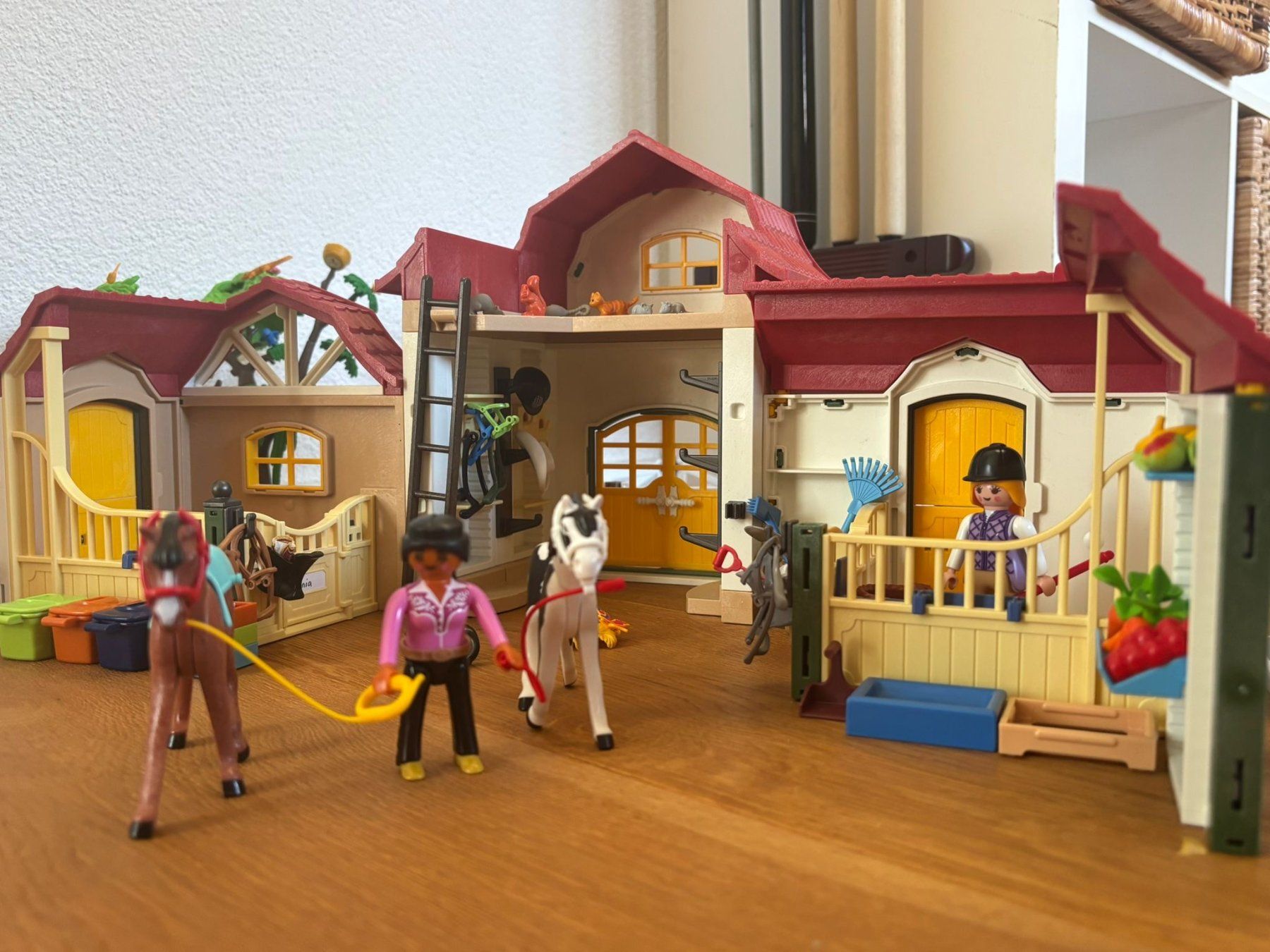 Playmobil Giocattoli: Playmobil Pferdehof – Usato da Wettingen venduto da Gusti1000 3