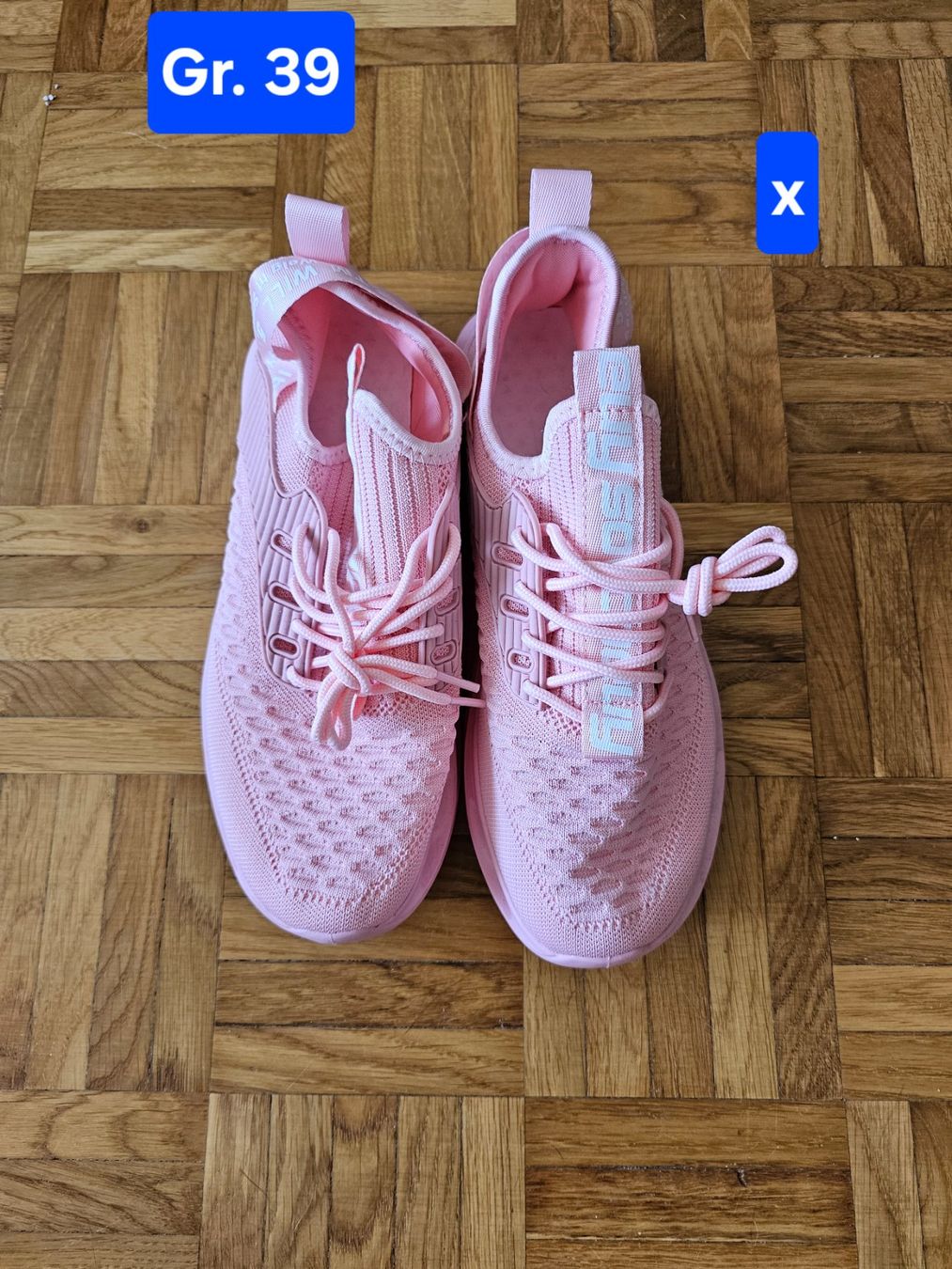 Chaussures femmes: Freizeitschuhe Gr. 39 – Neuf (Voir description) à Hombrechtikon par malaika03