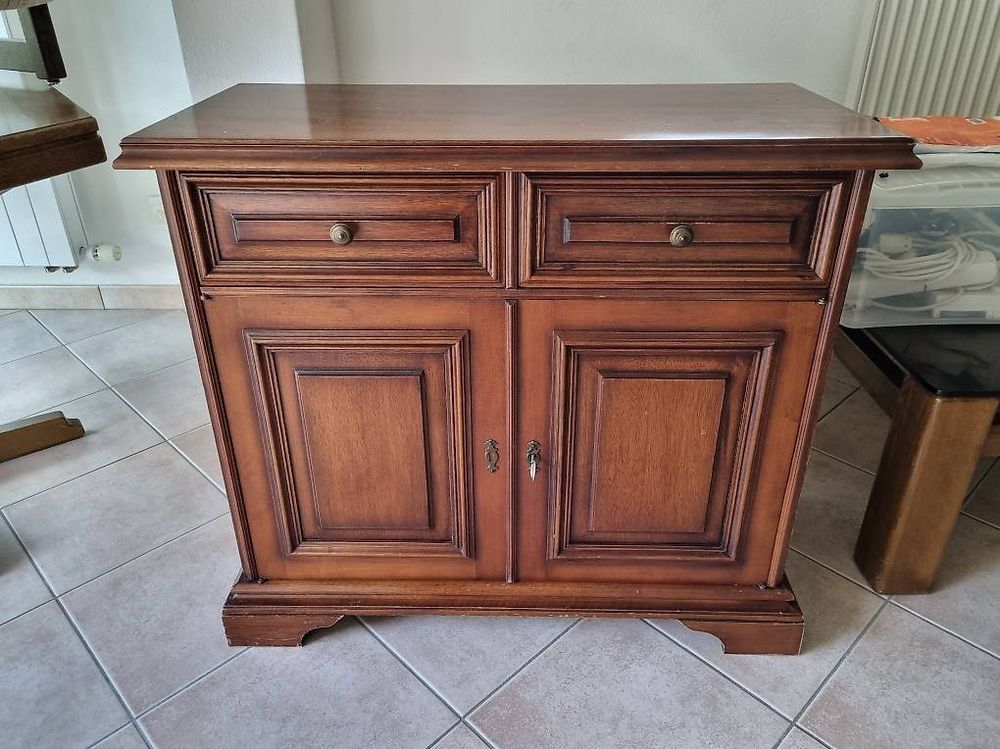 Commodes: Mobile in legno con cassetti e ante  – D'occasion à Ludiano par Nanteboy