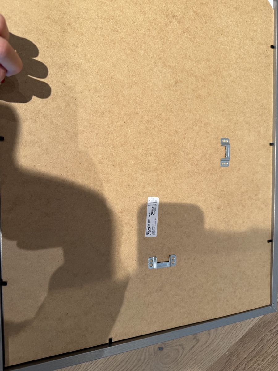 Poster & Bilder: Bilderrahmen IKEA Silverhöjden silber 40x50 cm – Gebraucht aus Küsnacht ZH von ToddyGinger 2