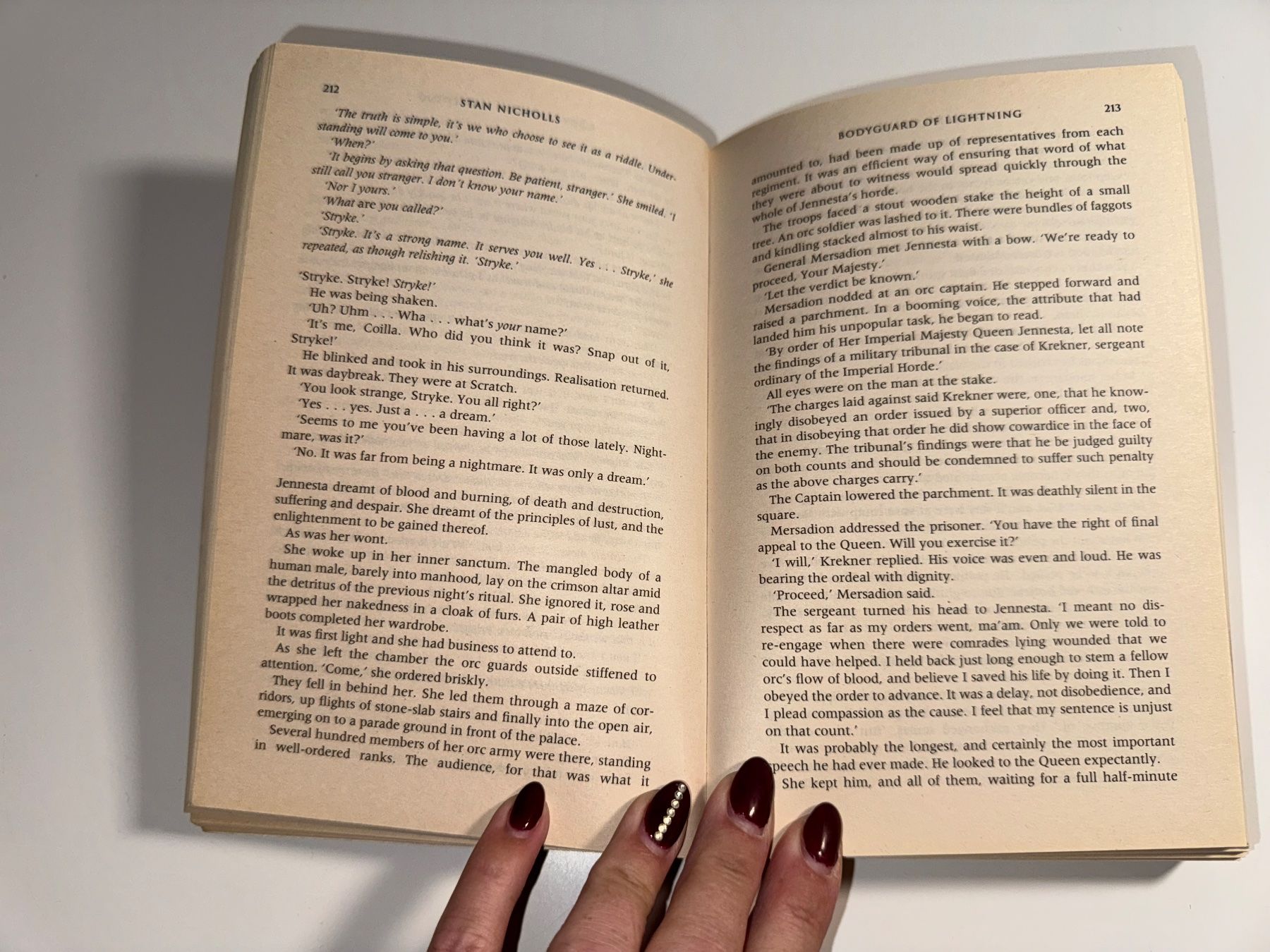 Libri: NOVEL: Stan Nicholls, Orcs – Usato da Grosswangen venduto da English_books 5