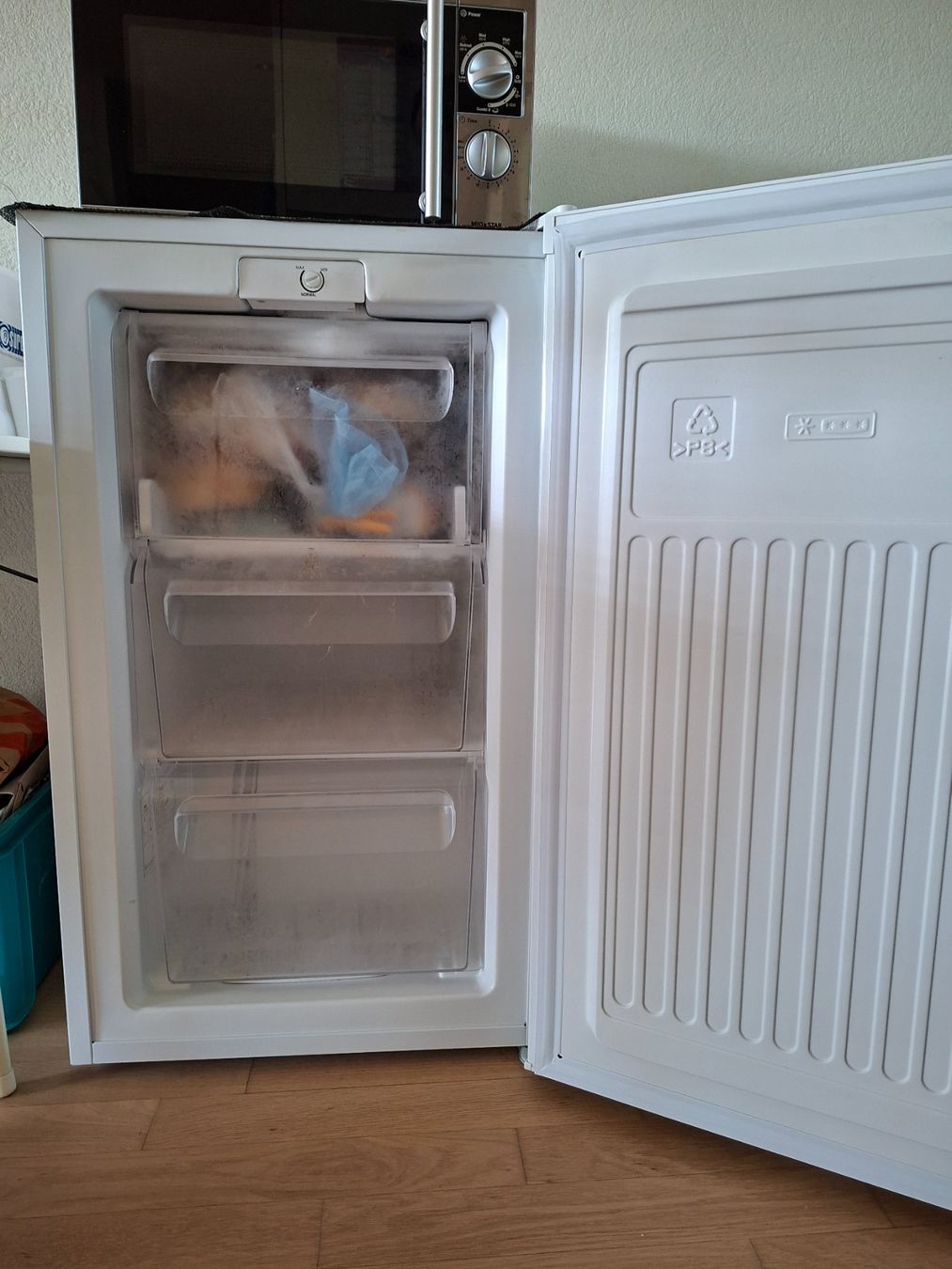 Primotecq Congelatori: Gefrierschrank Fust PrimotecQ – Usato da Bolligen venduto da thaichristen 1