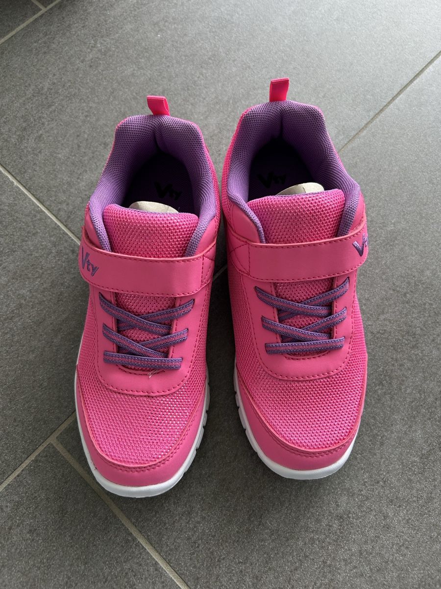 Dosenbach Scarpe per ragazze: Turnschuhe Mädchen Gr. 35 Neu – Nuovo e nell'imballaggio originale da Heitenried venduto da Scbern04