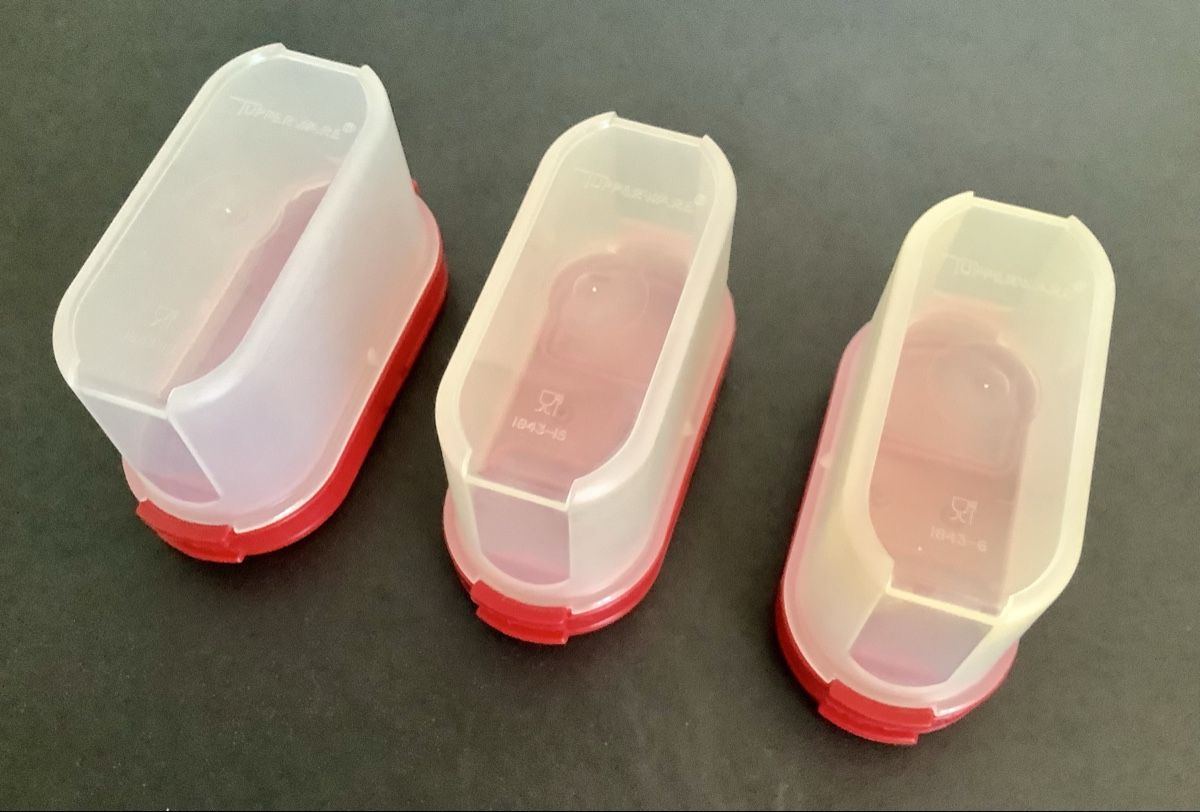 Tupperware Behälter & Ähnliches: Tupperware 3x Gewürzdosen rot/transparent  – Gebraucht aus Züberwangen von benjause 3