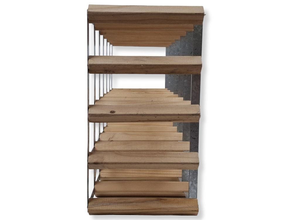 Regale: Weingestell Holz / Metall – Gebraucht aus Solothurn von Restwert_SO 3