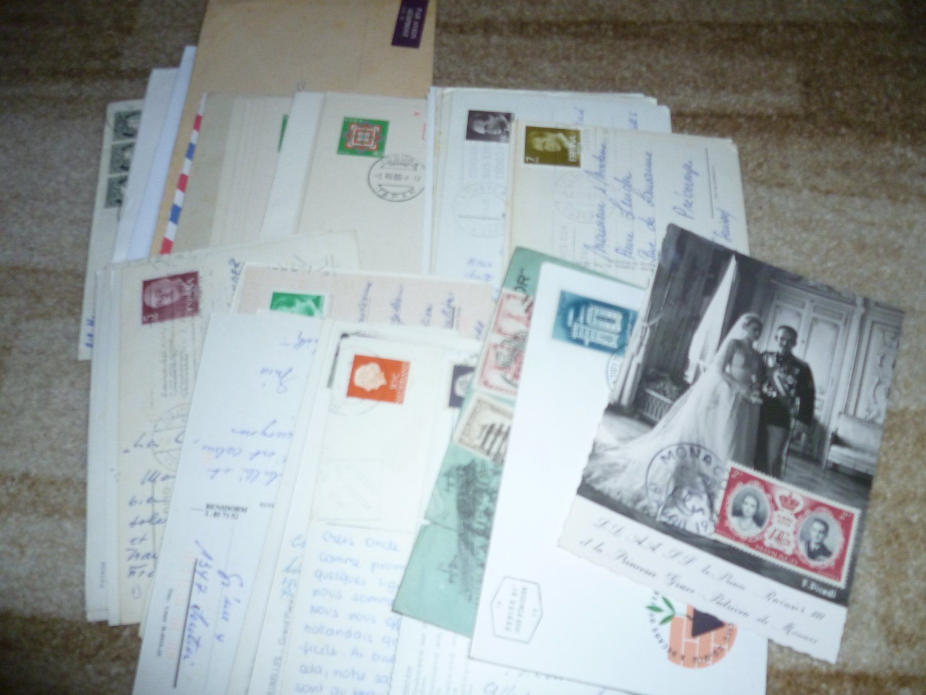 Tutti i francobolli: lettres monde – Usato da Corcelles-Payerne venduto da mao06 4