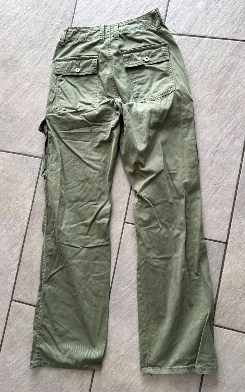 Bershka Hosen: Cargohose, Gr 36, Bershka – Gebraucht aus Sins von sinserin 1