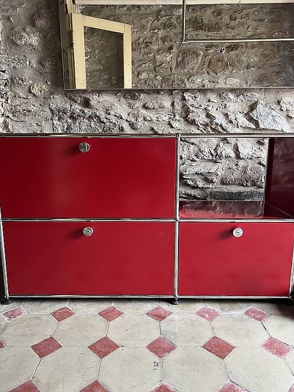 USM Étagères: USM Haller Sideboard rot – D'occasion à Luzern par B-R 3