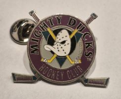 Vintage Mighty Ducks Hockey Club Pin - NHL Logo Rarität