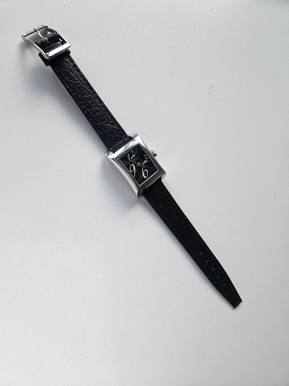 Oris Montres: 448 Oris Date Automatic Damenuhr – D'occasion à Berikon par mmm21 3