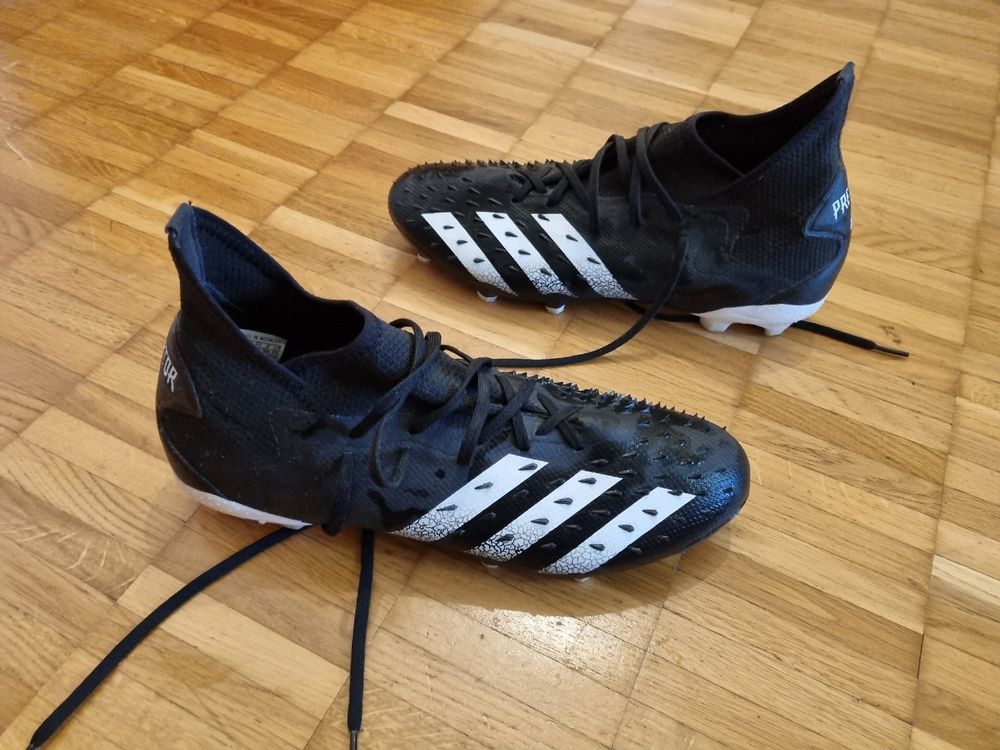 Adidas Predator 44.5 (Neu (gemäss Beschreibung)) in Zürich für CHF 33 ...