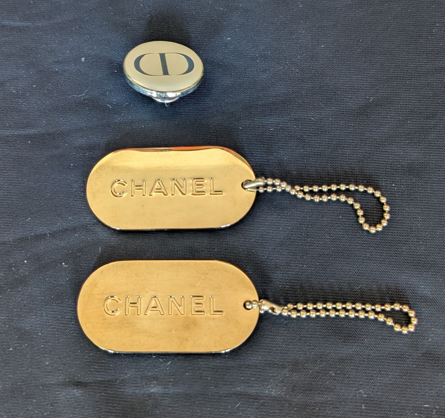 Portachiavi: Chanel-, Dior-Konvolut – Usato da Münsingen venduto da Rehtre