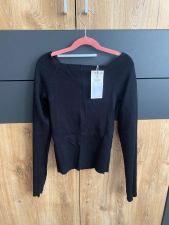 Pull noir élégant Reserved, neuf avec étiquette, S